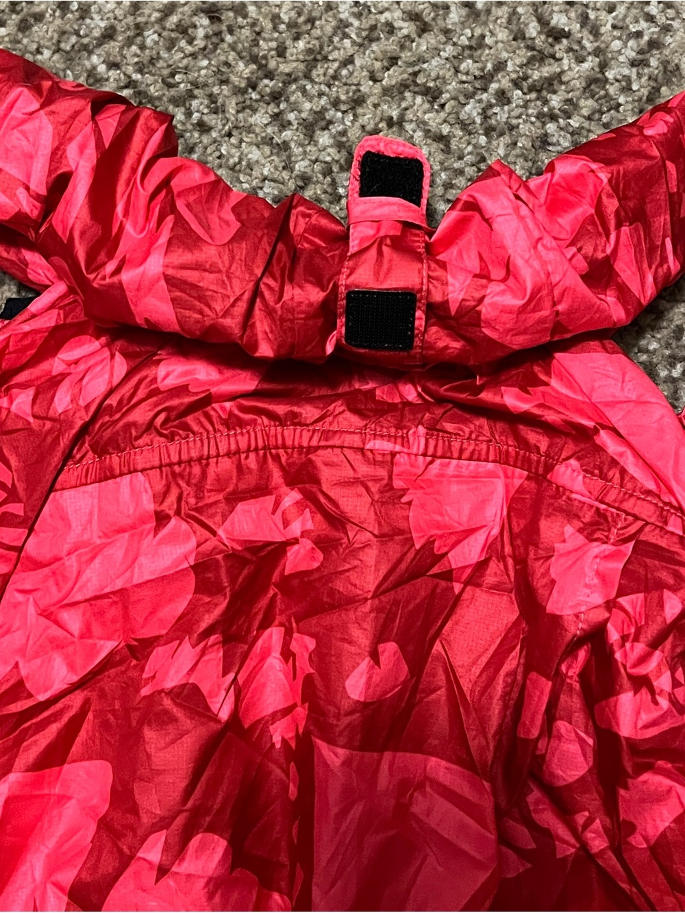 Altra Hot Pink Hooded Rain Pullover - Picture 7 of 9